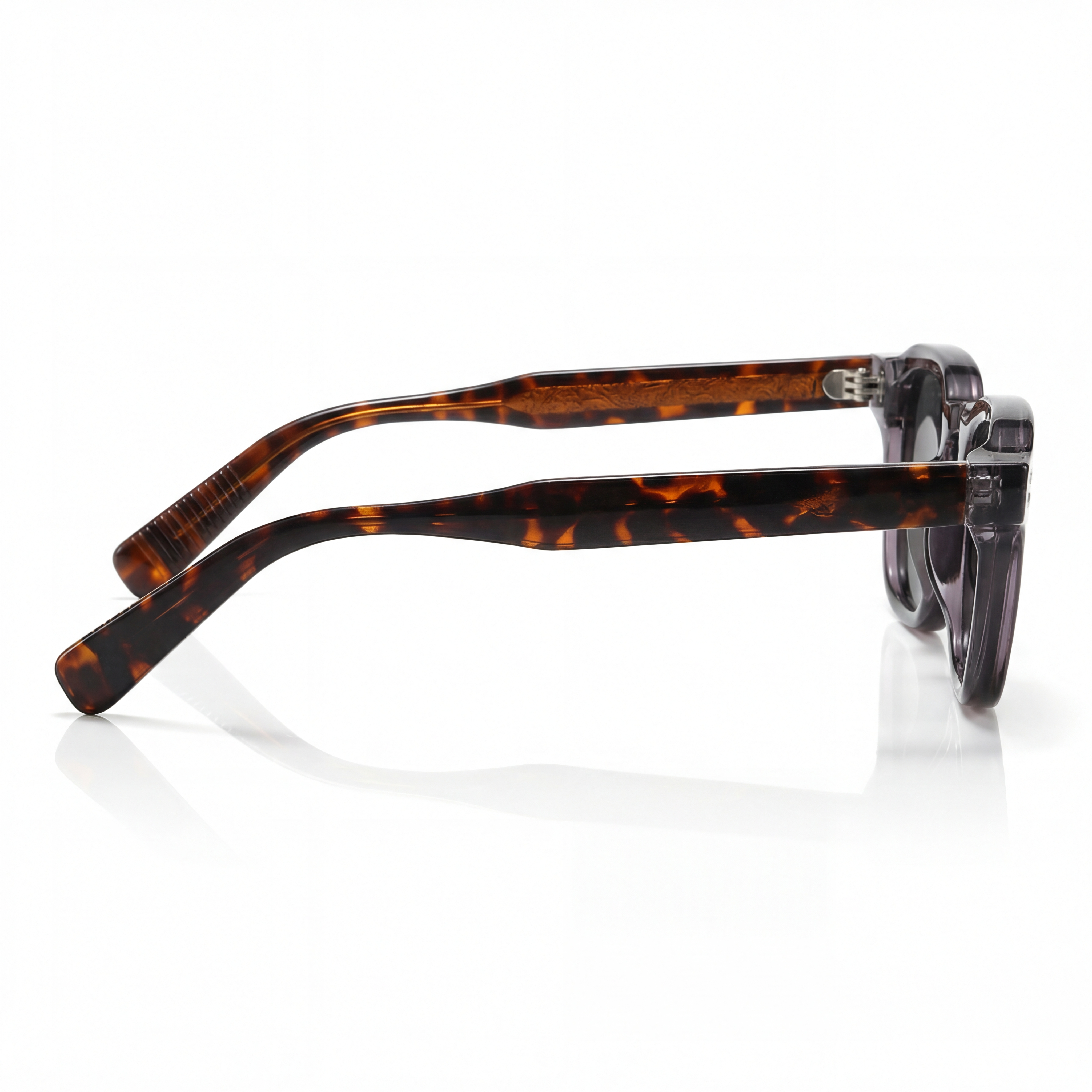 Clio Square Sunglasses